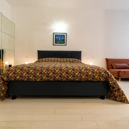 Apartment Cairoli 9 By *