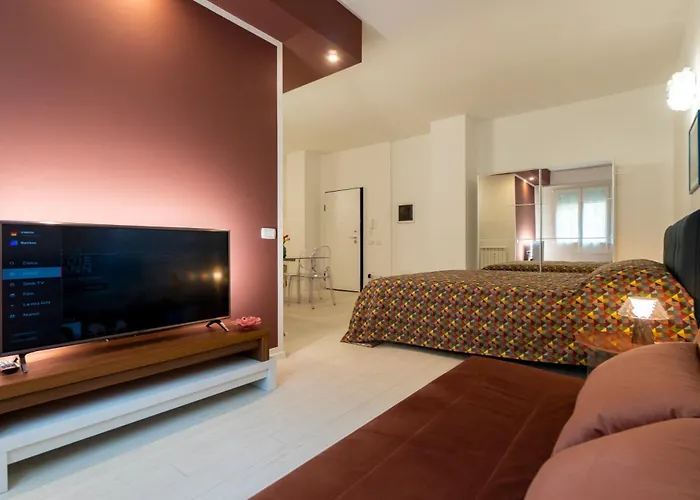 Cairoli 9 By Apartment *