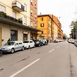 Cairoli 9 By Apartment *