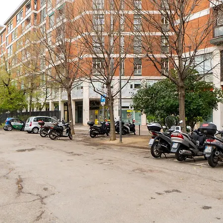 Cairoli 9 By Apartmán *